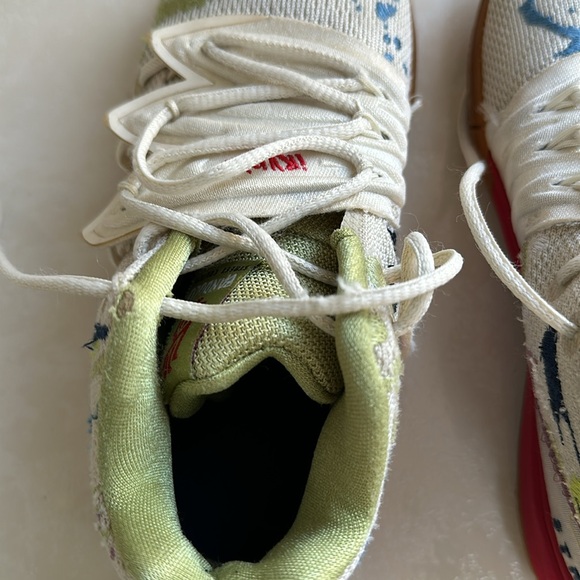 Nike Bandulu X Kyrie, preschool size 1 - Picture 6 of 8
